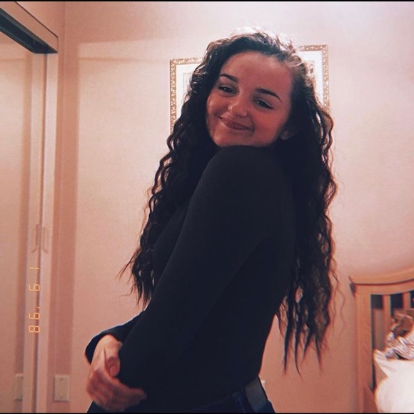 Meet your Posher, Samantha - Picture 1 of 1